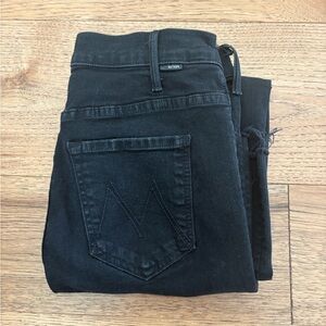 MOTHER Hustler Black Cropped Jeans